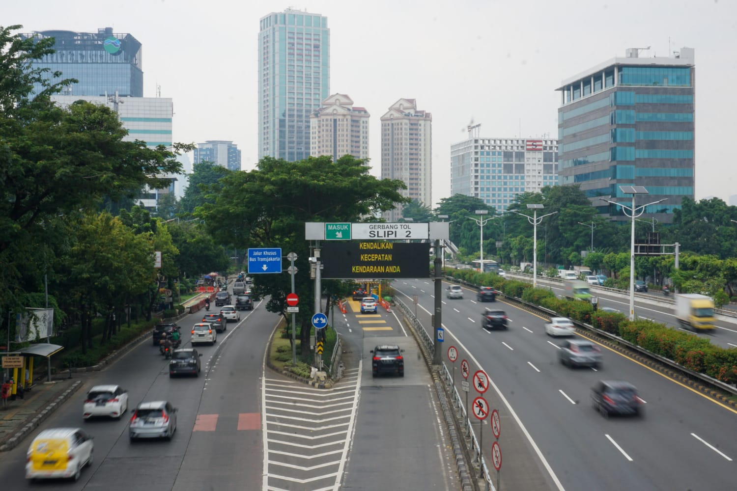 Pembayaran Tol Dengan Aplikasi